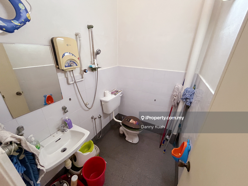 Rumah Berangkai 2 Tingkat untuk Dijual di Pulau Gadong, Balai Panjang oleh Danny Kuah - iProperty.com.my