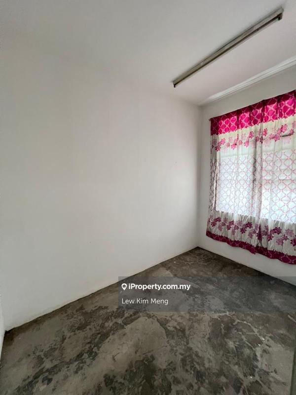 Rumah Berangkai 2.5 Tingkat untuk Dijual di Saujana Damansara, Damansara Damai oleh Lew Kim Meng - iProperty.com.my