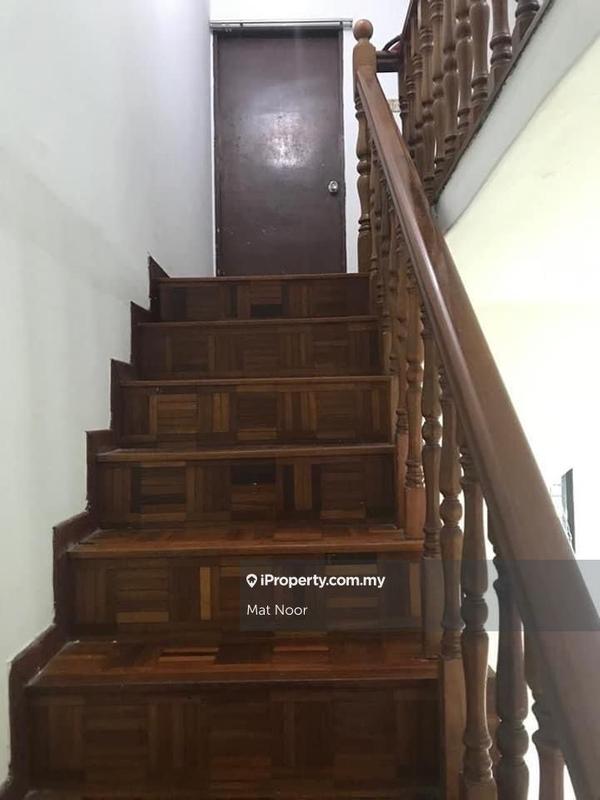 Rumah Teres 2-Tingkat untuk Dijual di Seksyen 19, Shah Alam oleh Mat Noor - iProperty.com.my