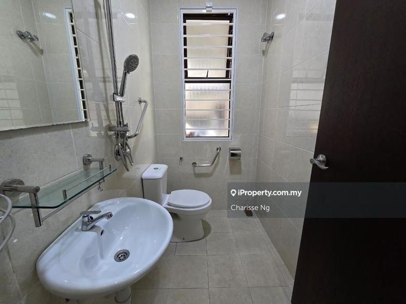 Rumah Berkembar untuk Dijual di Taming Mutiara, Bandar Sungai Long oleh Charisse Ng - iProperty.com.my