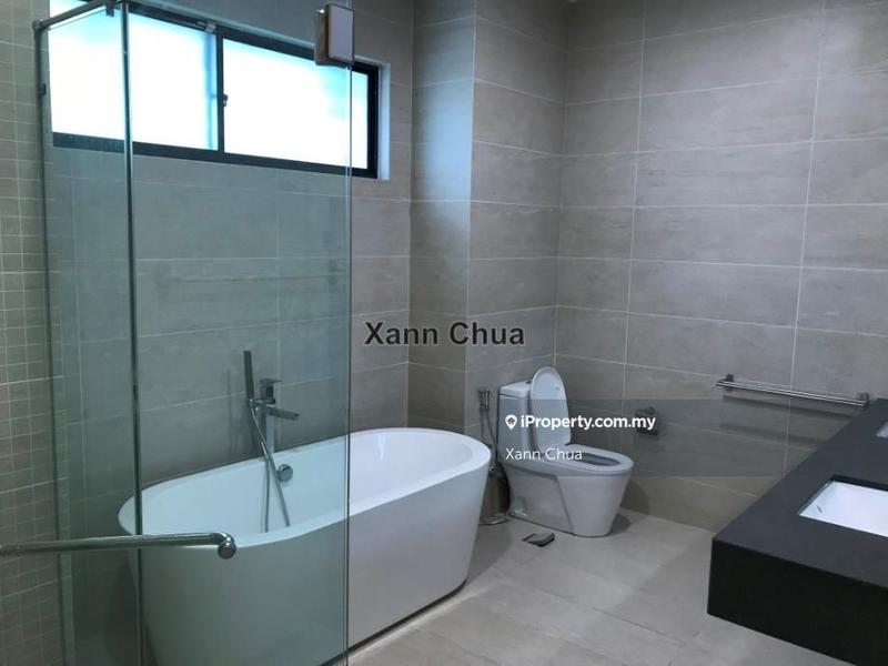 Rumah Berkembar untuk Dijual di SUNWAY EASTWOOD, Equine Park, Seri Kembangan oleh Xann Chua - iProperty.com.my