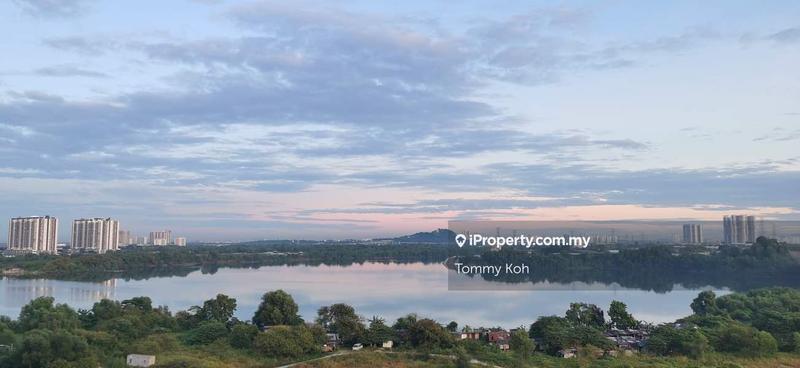 Condominium for Sale in Skyvilla @ D'Island by Tommy Koh - iProperty.com.my