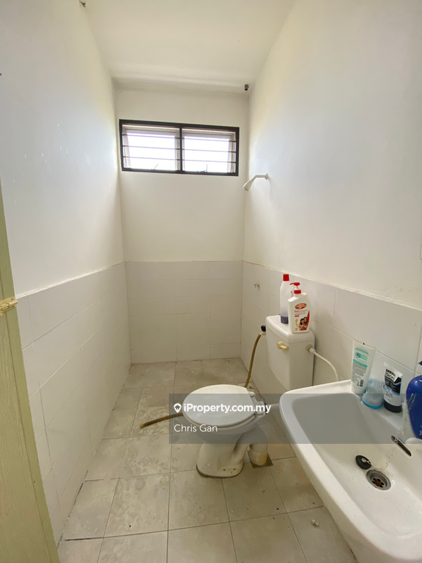Semi-Detached House for Rent in Lorong Gambang Jaya, Kuantan by Chris Gan - iProperty.com.my