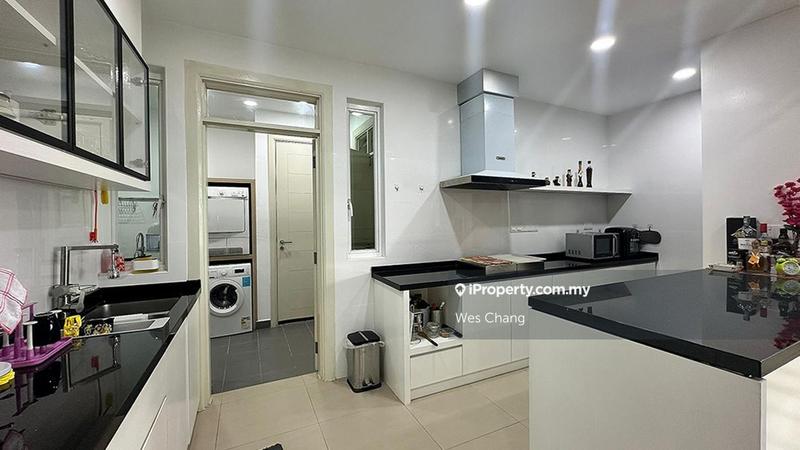 Kondominium untuk Dijual di Surian Residences oleh Wes Chang - iProperty.com.my
