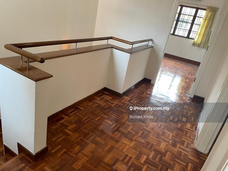 Townhouse for Sale in Sunway Damansara, Kota Damansara by Ronald Khoo - iProperty.com.my