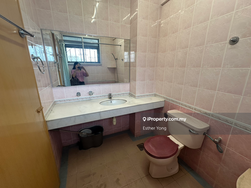 Rumah Berkembar untuk Dijual di Taman Danau Desa, Taman Desa oleh Esther Yong - iProperty.com.my