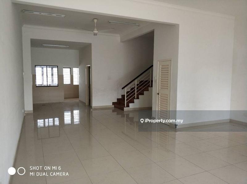 Rumah Berangkai 2.5 Tingkat untuk Dijual di Bandar Puteri Puchong, Puchong oleh Kelvin Tan - iProperty.com.my