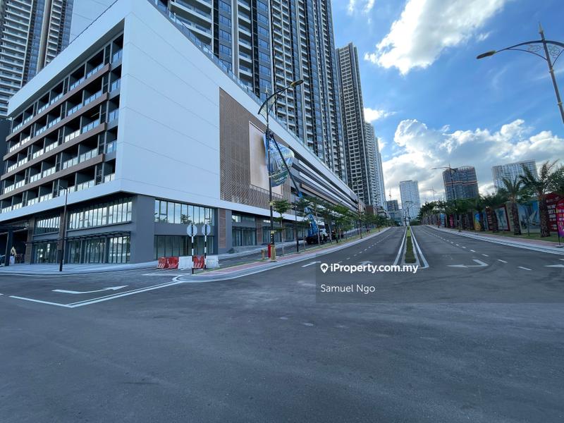 For Sale - R&F Commercial Shop