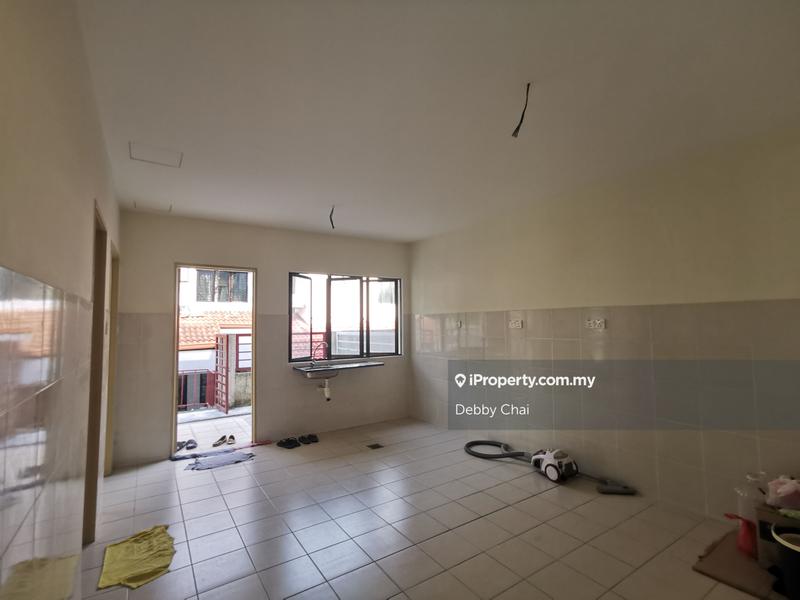 2.5-storey Terraced House for Sale in Bandar Kinrara Seksyen 9, Bandar Kinrara by Debby Chai - iProperty.com.my