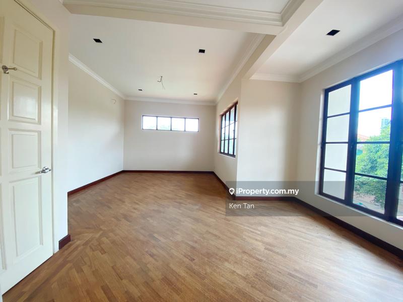 Bungalow House for Sale in Laman Ara , Ara Damansara, Ara Damansara by Ken Tan - iProperty.com.my