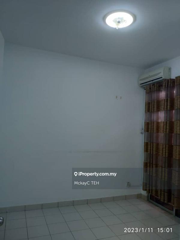 Rumah Berangkai 2.5 Tingkat untuk Disewa di Taman Putra Permai, Seri Kembangan oleh MckayC TEH - iProperty.com.my