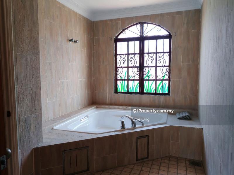 Bungalow House untuk Dijual di Seksyen 6, Kota Damansara oleh Zoe Ong - iProperty.com.my