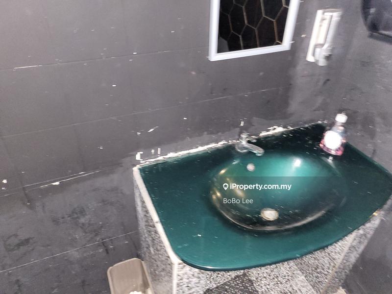 Shop for Rent in Seksyen 5, Bandar Kinrara, Puchong by BoBo Lee - iProperty.com.my