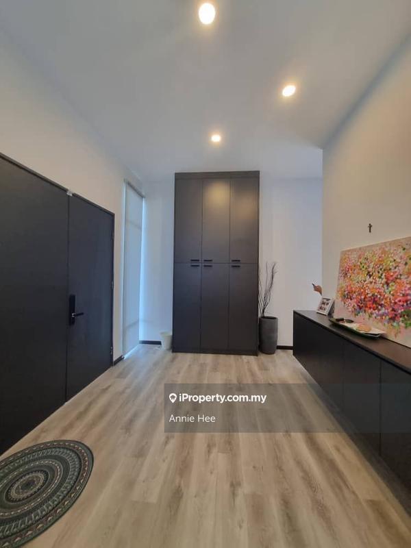 Bungalow House untuk Dijual di Taman Putra Pogun 3 Storey Link Bungalow House, Kota Kinabalu oleh Annie Hee - iProperty.com.my