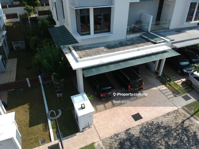 Semi-Detached House for Sale in Equine park, Seri Kembangan by Sophia Loh - iProperty.com.my