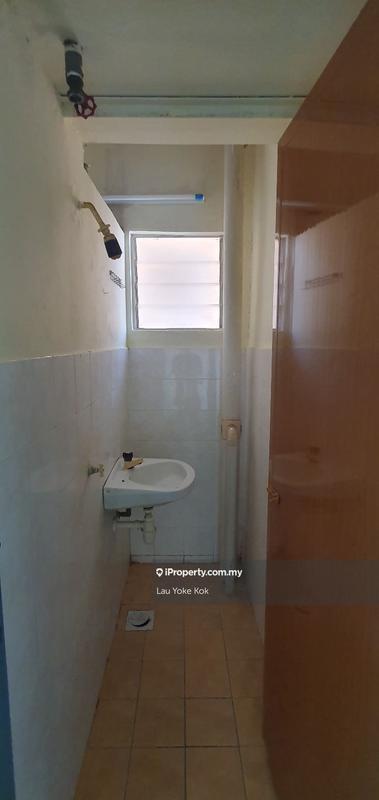 Rumah Pangsa untuk Dijual di Sri Indah oleh Lau Yoke Kok - iProperty.com.my