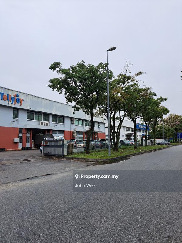 Shop / Office for Sale in Taman Perindustrian Puchong, Puchong by John Wee - iProperty.com.my