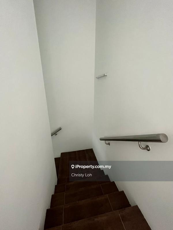 Rumah Teres 2-Tingkat untuk Dijual di Jalan Nada Alam, Mantin oleh Christy Loh - iProperty.com.my