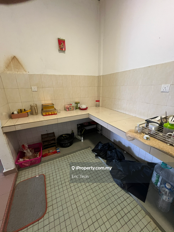 Flat for Sale in Taman Sri Serdang by Eric Teoh - iProperty.com.my