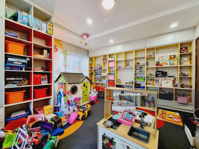 Bungalow House for Sale in Kota Damansara, Selangor by Reni Lim - iProperty.com.my