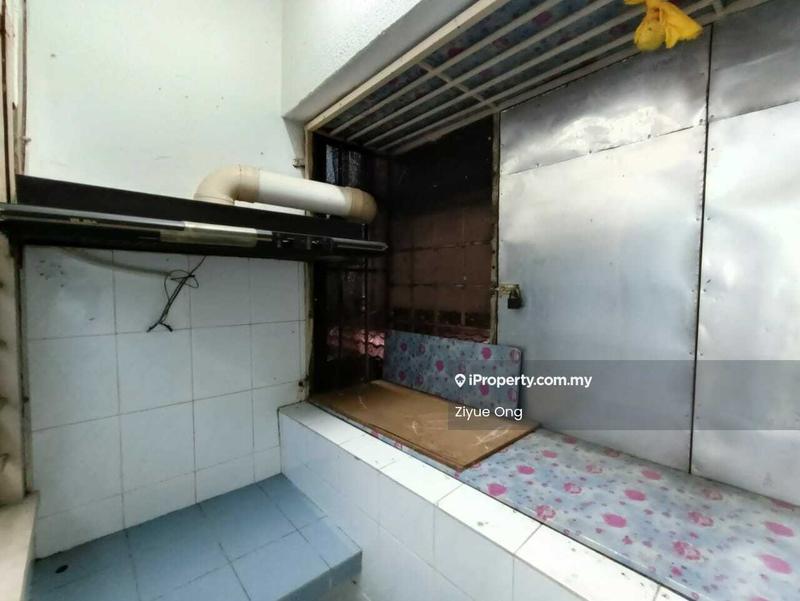Pangsapuri untuk Dijual di Sri Cempaka (Puchong Jaya) oleh Ziyue Ong - Kitchen - iProperty.com.my