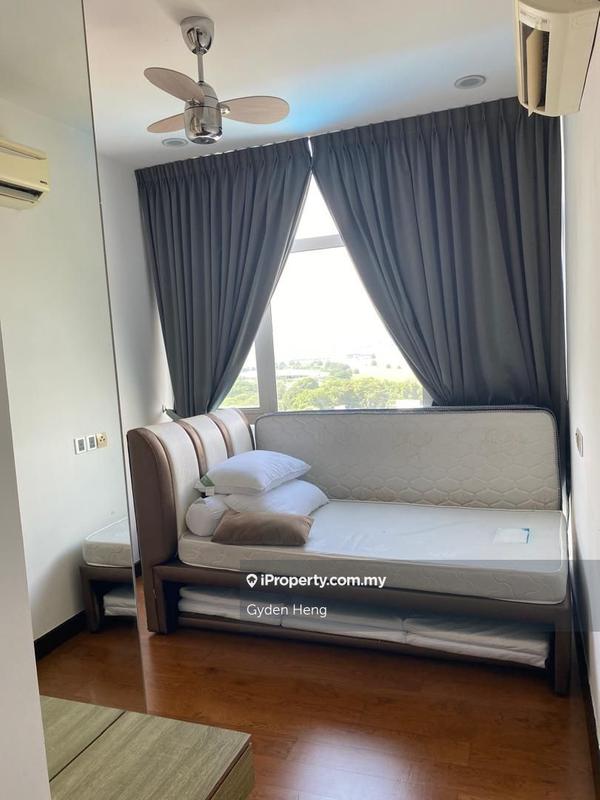 Service Residence for Sale in Paragon Residences @ Straits View by Gyden Heng - iProperty.com.my