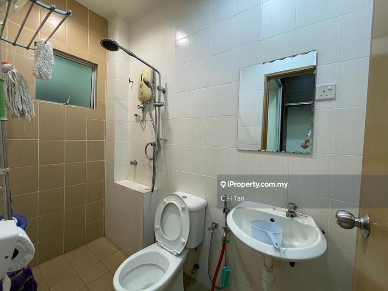 Rumah Teres 3-Tingkat untuk Dijual di Taman Permai Villa, Ampang oleh C.H Tan - iProperty.com.my