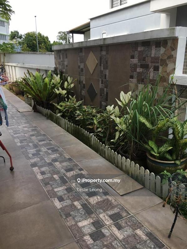 Bungalow House untuk Dijual di Taman Anggun, Rawang oleh Leslie Leong - iProperty.com.my