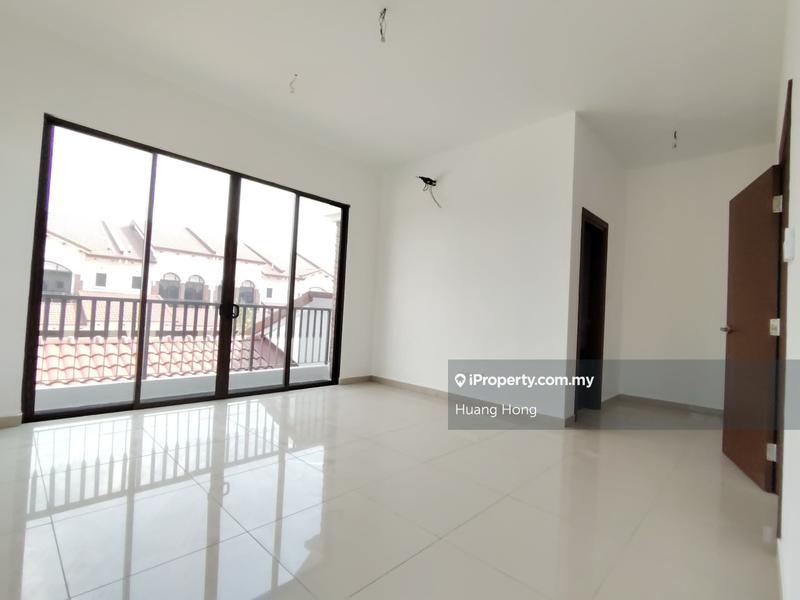 Rumah Teres 2-Tingkat untuk Dijual di Setia Safiro, Cyberjaya oleh Huang Hong - iProperty.com.my