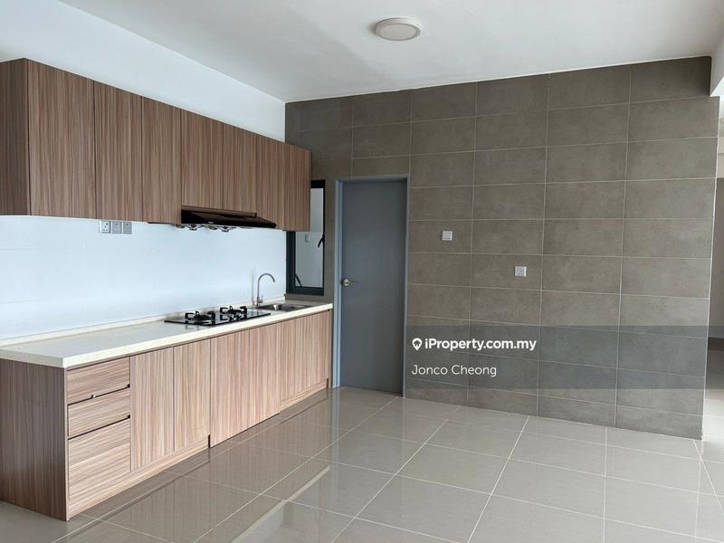 Kediaman Servis untuk Dijual di Amerin Residence oleh Jonco Cheong - iProperty.com.my