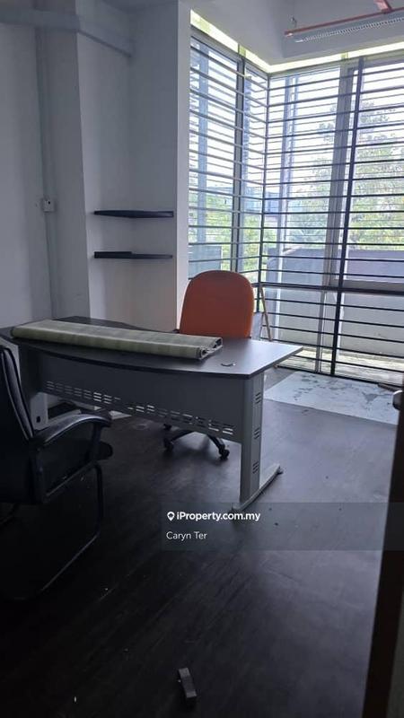 For Sale - Taman Damansara Aliff ( Intermediate Lot ) 3 Storey Shoplot