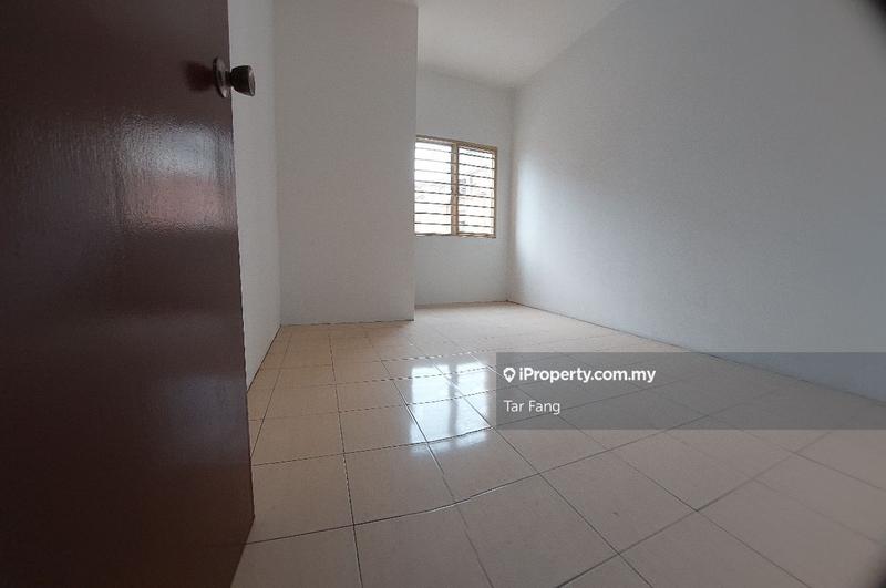 Pangsapuri untuk Dijual di Danau Sutera oleh Tar Fang - iProperty.com.my