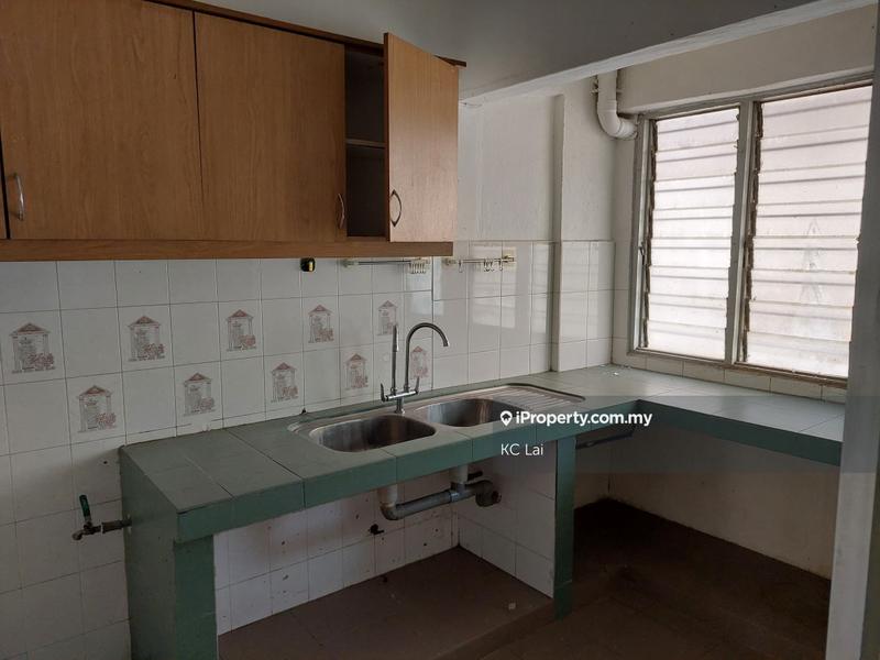 For Rent - Makmur Apartment