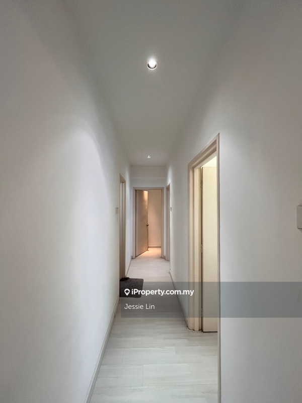 Condominium for Sale in Royal Domain Sri Putramas 2 by Jessie Lin - iProperty.com.my