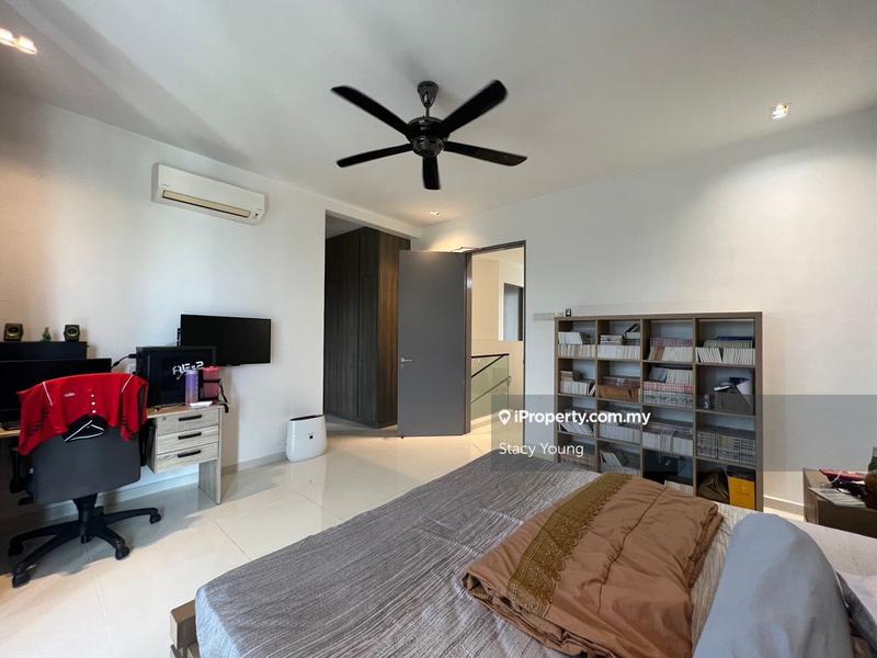 3-storey Terraced House for Sale in Bandar Mahkota Cheras, Cheras by Stacy Young - iProperty.com.my
