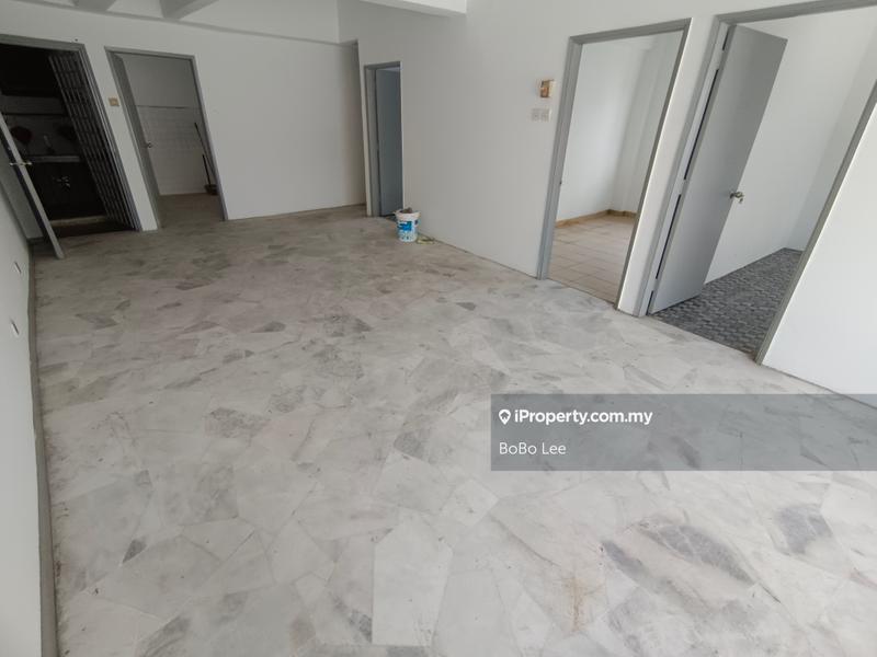 Rumah Pangsa untuk Dijual di Kuchai Entrepreneurs Park oleh BoBo Lee - iProperty.com.my