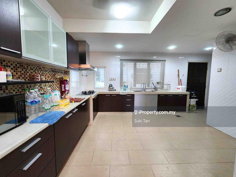 Rumah Teres 3-Tingkat untuk Dijual di Lake Fields, Sungai Besi oleh Suki Tan - iProperty.com.my