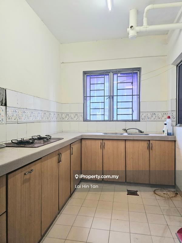 Condominium for Sale in Casa Damansara by Andrew Tan - Kitchen - iProperty.com.my