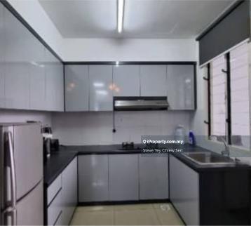 Condominium for Sale in Fairway Suites by Steve Tey Chiew Sen - iProperty.com.my