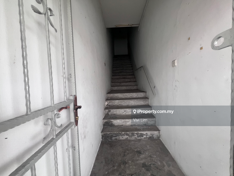 Kedai-Pejabat untuk Disewa di 7mie4, Kluang oleh Vivi Lim - iProperty.com.my