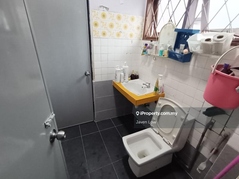 2-storey Terraced House for Sale in Taman Gembira, Jalan Klang Lama (Old Klang Road) by Javen Low - iProperty.com.my