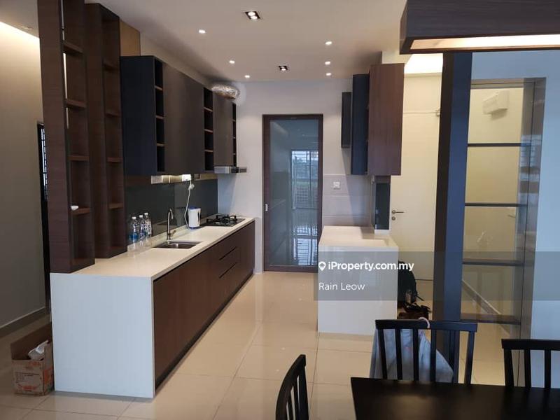 For Sale - Green Park Residence