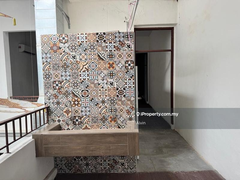 Shop for Sale in Kampung Hulu, Melaka City by Alvin - iProperty.com.my