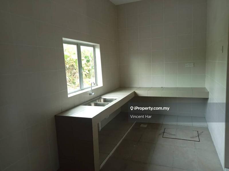 Rumah Berangkai 2 Tingkat untuk Dijual di kj35g, Sitiawan oleh Vincent Har - iProperty.com.my