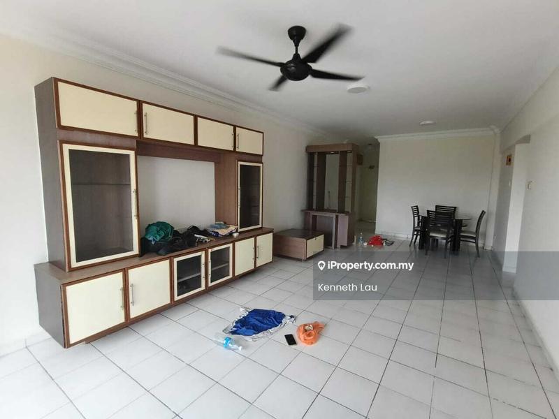 Pangsapuri untuk Disewa di Anjung Hijau (Greenfields) oleh Kenneth Lau - Living Room - iProperty.com.my