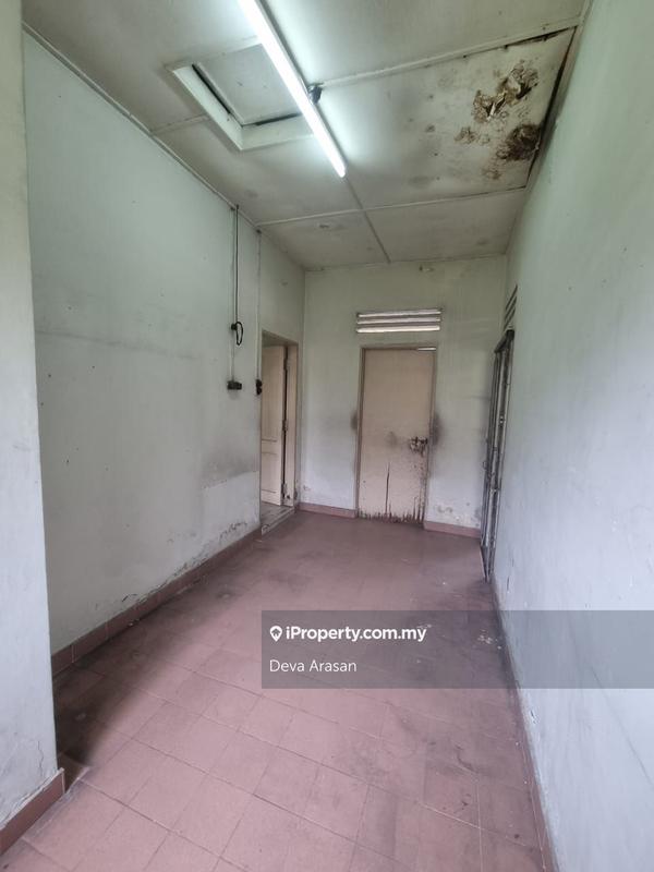 Rumah Berkembar untuk Dijual di Seksyen 6, Petaling Jaya oleh Deva Arasan - iProperty.com.my