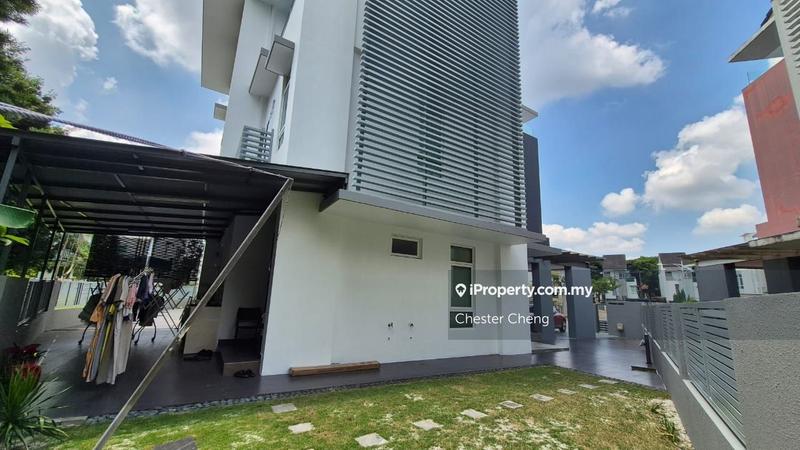 Bungalow House for Sale in USJ Heights, Subang Jaya by Chester Cheng - iProperty.com.my