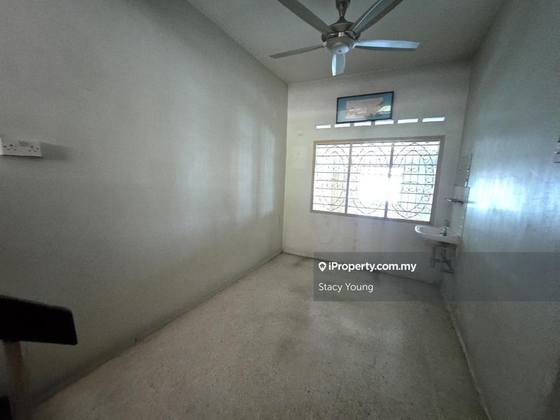 Rumah Teres untuk Dijual di Taman Midah, Cheras oleh Stacy Young - iProperty.com.my