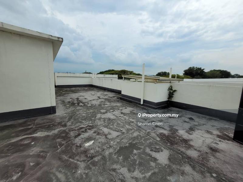 Townhouse for Sale in Bandar Utama, Selangor by Sharon Chen - iProperty.com.my