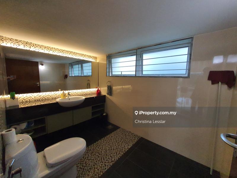 Bungalow House untuk Dijual di Bukit Jelutong, Shah Alam oleh Christina Lesslar - iProperty.com.my